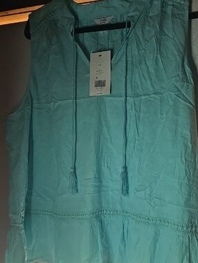 crown & ivy Teal Blue Sleeveless Peasant Blouse
